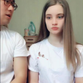 国外有个小姐姐开拉达的,一辆小车背后的故事